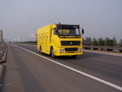 路面横向力系数测试车：精准评估道路安全水平的关键设备