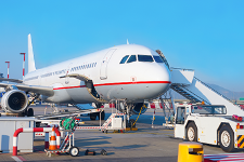 国际空运订舱所需核心资料详解与特殊货物补充指南